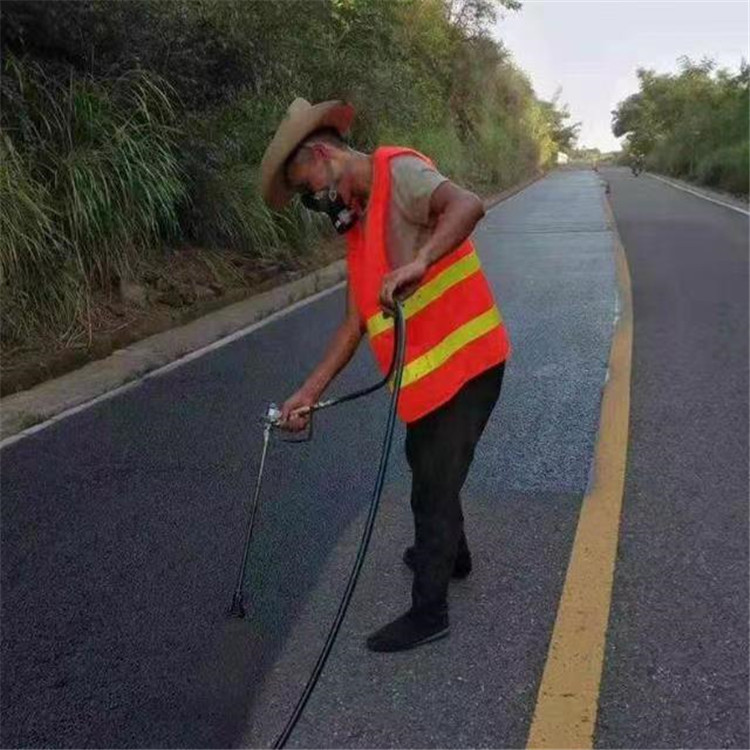 廊坊 彩色防滑路面的底涂是保障路面附着力