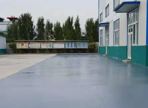 廊坊彩色路面喷涂翻新的材料对冬季
